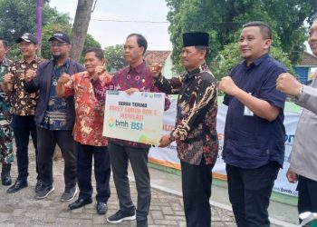 BSI Maslahat dan BMH Sidoarjo Resmikan Sumur Bor di Semambung, Jabon
