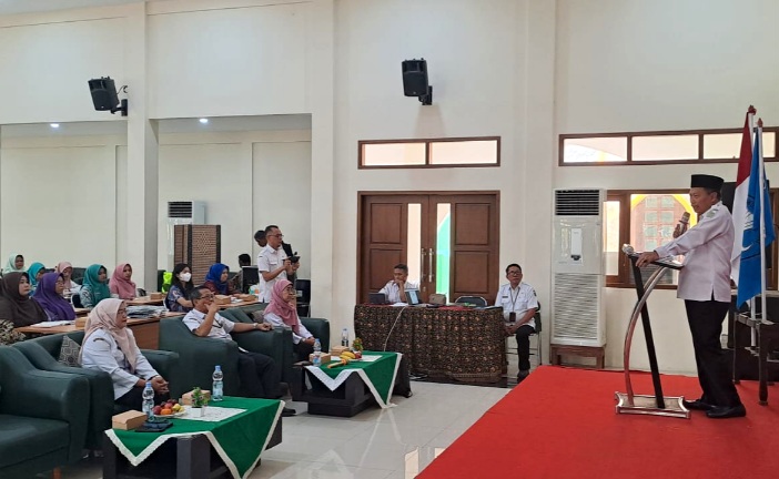 Kepala Dinas Dikbud Sidoarjo Prehatin Pada Orang Tidak Paham Anggaran, Ngomong Anggaran