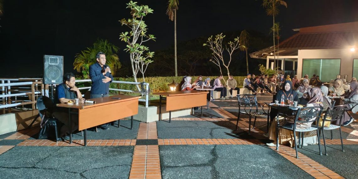 Malam Refleksi di Lembah Trawas: Hangatnya Cerita dan Sapuan Dingin Udara dalam Spirit Dakwah Digital