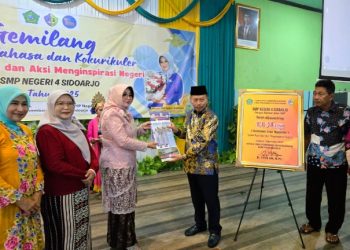 Kepala Dinas Dikbud Terpesona SMP Negeri 4 Sidoarjo Selalu Ada Yang Baru