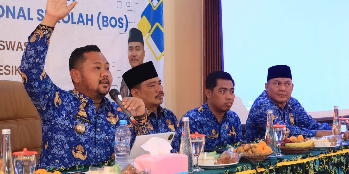 Demi Pemerataan dan Keadilan Pendidikan, Bupati Gresik Evaluasi Skema BOSDA