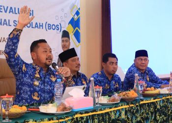 Demi Pemerataan dan Keadilan Pendidikan, Bupati Gresik Evaluasi Skema BOSDA