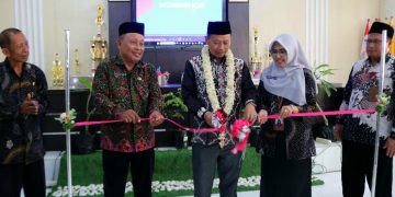 SMP Negeri 1 Jabon Launching 1054 Pentigraf dan 31 Buku Antologi