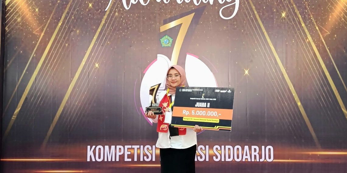 Mudahkan Belajar Matematika, Guru SDN Plumbon 2 Porong Raih Juara II KISI Award 2025