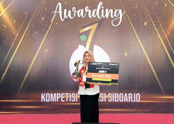 Mudahkan Belajar Matematika, Guru SDN Plumbon 2 Porong Raih Juara II KISI Award 2025