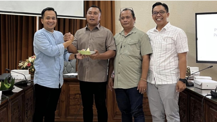 DPRD Banyuwangi Gelar Tasyakuran Atas Gelar Pahlawan Nasional 3 Tokoh Asal Jatim