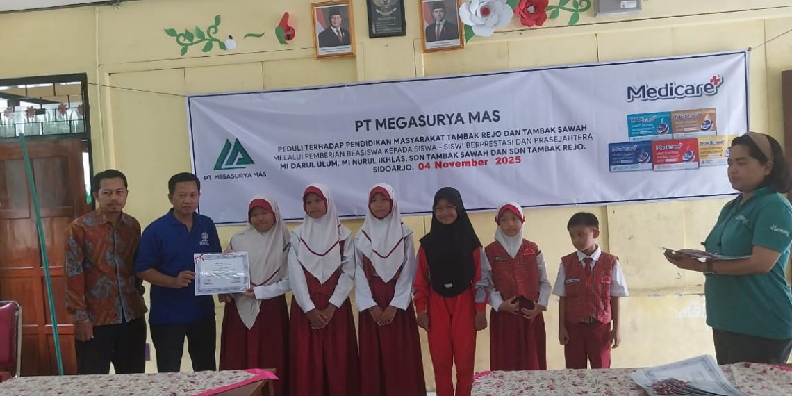 PT. Megasurya Mas Berikan Beasiswa, Penerimanya Siswa Siswi Berprestasi dan Prasejahtera