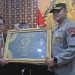Miliki ‘Social Awarness’ Tinggi, Prof Kurjum Berikan Award kepada Kapolres Rembang