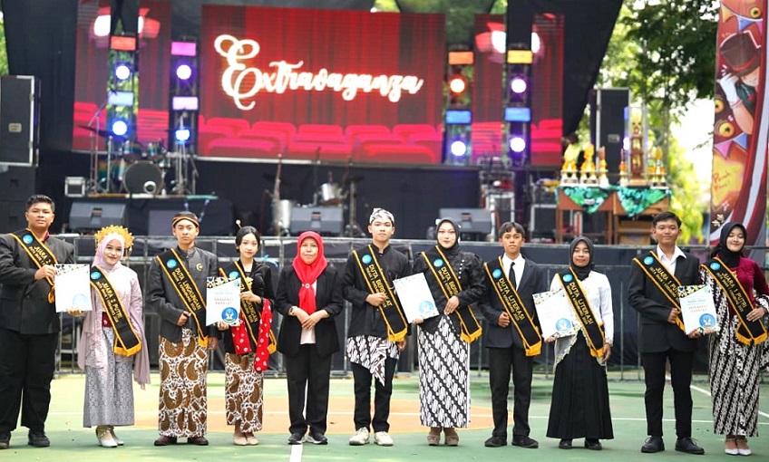 Siswa SMP/MTs Luar Kota Ikut Meriahkan Dies Natalis ke 42 SMA Negeri 1 Krembung