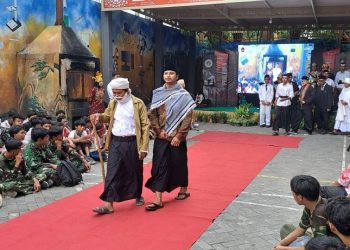 Ribuan Siswa SMK YPM 8 Sidoarjo Dikenalkan Perjuangan Arek-Arek Suroboyo
