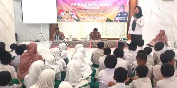 PPA Polresta Sidoarjo Edukasi Siswa MI Ma’arif Pagerwojo Tentang Anti-Bullying