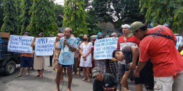 Warga Pojok Geruduk Balai Kota, Pertanyakan Janji Bantuan Rp 750 Ribu yang Mandek di Meja Kajian