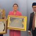Dinilai Berintegritas dan Berjiwa Sosial Tinggi, Direktur PUSKAT Prof Kurjum Serahkan ‘Leadership Award’ kepada Kapolrestabes Surabaya
