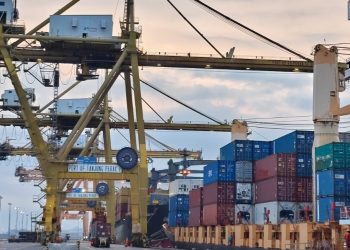 Oktober 2025, TPS Catat Arus Petikemas Internasional 138 Ribu TEUs