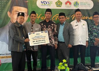 YDSF dan FKPQ Manyar Peringati Hari Guru, Tegaskan Peran Guru Quran sebagai Penjaga Akhlak Generasi di Tengah Krisis Moral