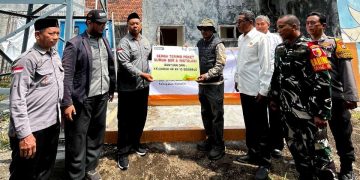 BMH unit Sidoarjo Bersama Donatur Keluarga HA B3 – 10 Resmikan Sumur Bor di Desa Glagah Arum