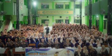 Fakultas Kedokteran Gigi Unair Gelar Orion 2025 di Ponpes Manbaul Hikam, Sidoarjo