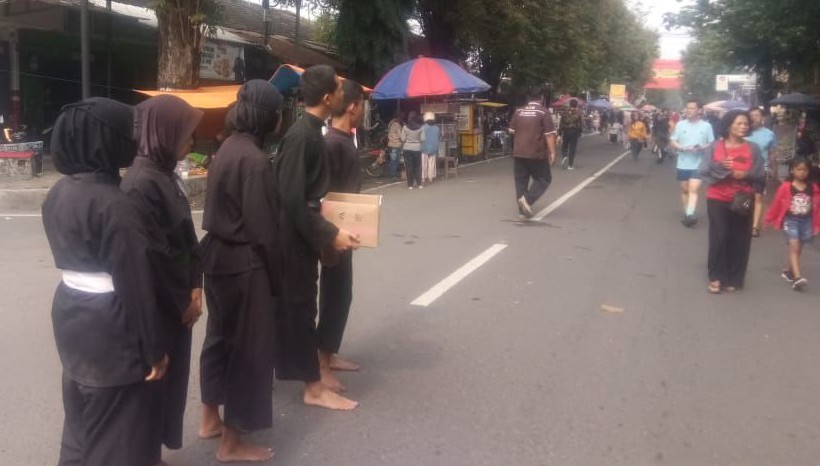 Galang Donasi di CFD Pare, SH Terate Ajak Warga Peduli Korban Banjir Sumatera