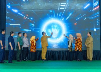 Peringati Hari Kesehatan Nasional, Wabup Alif Launching 8 Puskesmas Rawat Inap