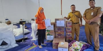 Keluarga Besar SMA Negeri 1 Taman Peduli Korban Banjir Bandang Sumatra