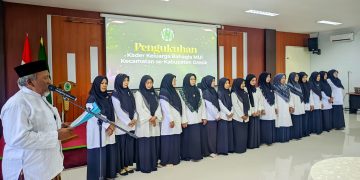 Rawat Keharmonisan Keluarga, Ratusan Kader Keluarga Bahagia MUI Gresik Dikukuhkan