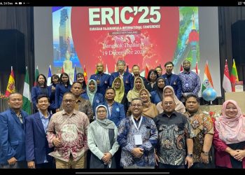 Pasca-Sarjana UMG Perkuat Reputasi Global lewat Partisipasi Aktif pada Konferensi Internasional ERIC’25 Thailand