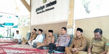 Banyak Bencana, MUI dan Forkopimcam Kebomas Gelar Istighosah dan Doa Akhir Tahun