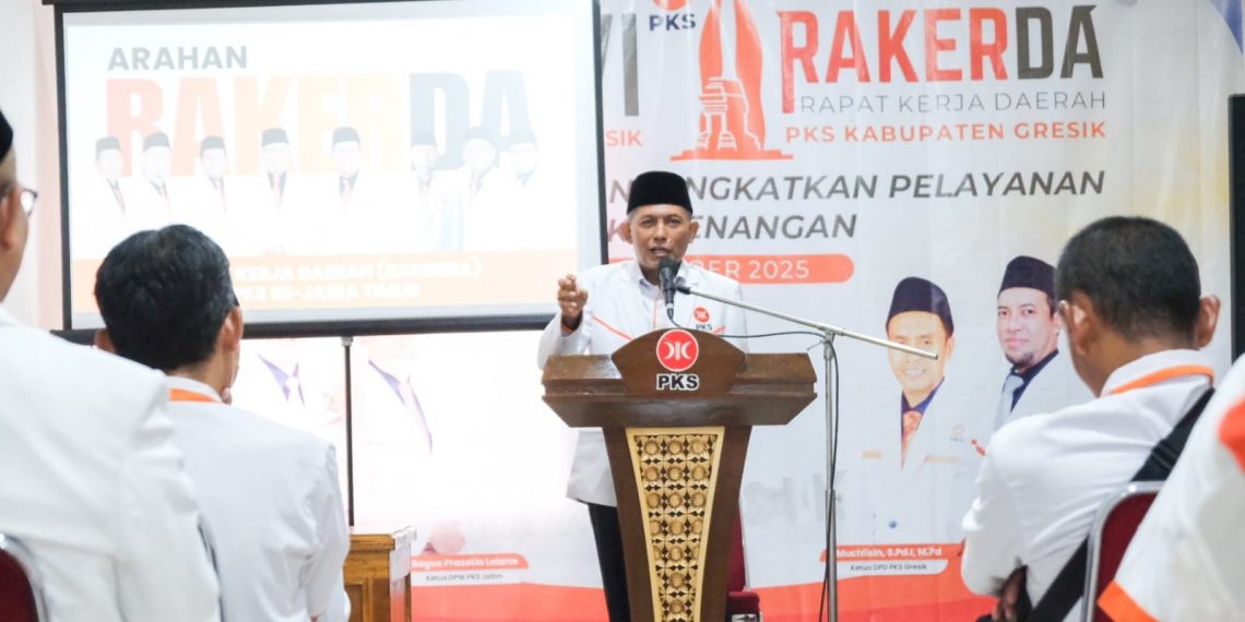 Gelar Rakerda, PKS Gresik Alihkan Anggaran untuk Bantu Korban Banjir Sumatera