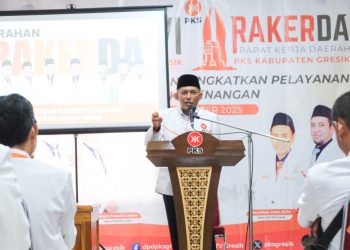 Gelar Rakerda, PKS Gresik Alihkan Anggaran untuk Bantu Korban Banjir Sumatera