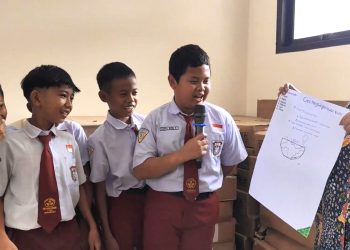 Kolaborasi Unesa dan SDN Dukuh Kupang V Dorong Sekolah Berwawasan Lingkungan