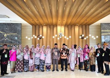 Membanggakan, 16 SD SMP MTs Sidoarjo Raih Penghargaan Adiwiyata 2025