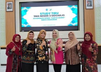 Ramai-Ramai Studi Tiru ke Kopsis ‘Karya Siswa’ SMK Negeri 2 Buduran