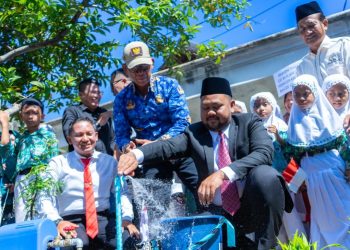 Sambungan SPAM Umbulan Tuntas, Ratusan Warga Duduksampeyan Kini Nikmati Air Bersih