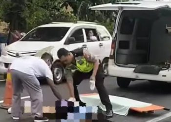 Kecelakaan Beruntun di Badas, Pelajar Tewas  Terjepit Dua Kendaraan