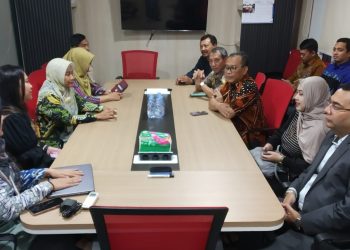 Update Pertumbuhan Bisnis Port & Logistics, Dosen STIAMAK – UMG Kunjungi 4 Terminal