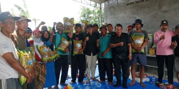 Dukung Sektor Pertanian, Mas Tama Bantu Bibit Padi untuk Petani Jogosatru
