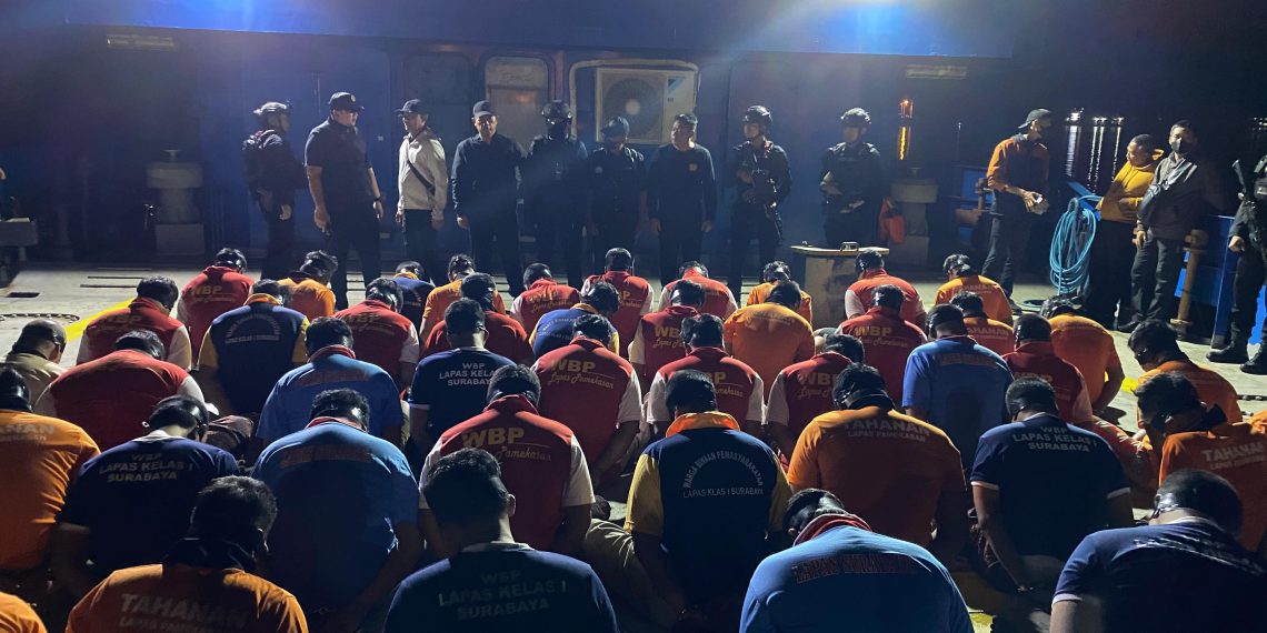 Belasan Napi High Risk Lapas Porong Sidoarjo Dipindah ke Nusakambangan