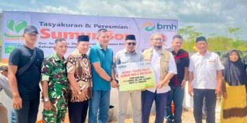 Keluarga Hj.dr. Rini Yulianti Bersama BMH Sidoarjo Resmikan Sumur Bor ke Enam di Dusun Semampir, Sidoarjo