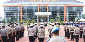 Pimpin Apel Perdana, Kapolres Gresik Tekankan Pelayanan Masyarakat dengan Hati