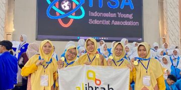 Di Bogor, Siswa SMPIT Al Ibrah Gresik Sabet ‘Gold Medal and MIICA Special Award’ dalam GYIIF 2026