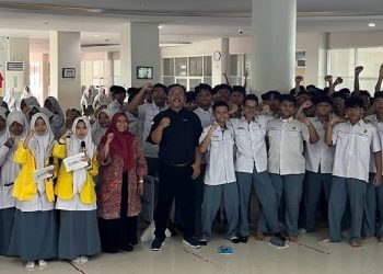 Bekali Siswa Hadapi Peluang Karier, SMAMIO Hadirkan Profesional dari Freeport Indonesia
