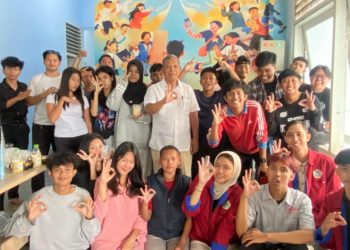 Puluhan Remaja Surabaya Utara Ikuti Pelatihan Barista STIAMAK Surabaya