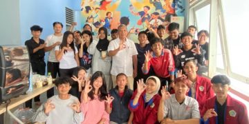 Puluhan Remaja Surabaya Utara Ikuti Pelatihan Barista STIAMAK Surabaya