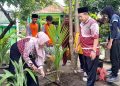 Komitmen Peduli Lingkungan MTs Negeri 4 Sidoarjo Lakukan Aksi Menanam Pohon ‘Pansehe’