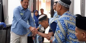 Bupati Sidoarjo Berangkatkan Umroh Tujuh Kafilah  Peraih Juara MTQ Jawa 2025