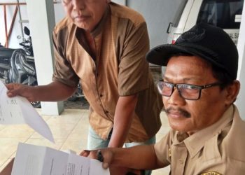 Peduli Pengelolaan Keuangan Desa, Warga Damarsi Ajukan Permohonan Dokumen APBDes