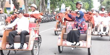 Abang Penerima Becak Listrik Berharap Bisa Menambah Penghasilan Lebih Banyak