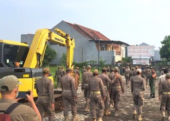 Sat Pol PP Sidoarjo Siap Membuka Akses Jalan Mutiara City-Mutiara Regency