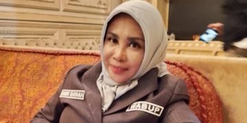 Ungkapkan Rasa Syukur Atas Selesainya Revitalisasi Alun-alun Sidoarjo, Mak Mimik Ajak Warga Makan Bareng di Monumen Jayandaru