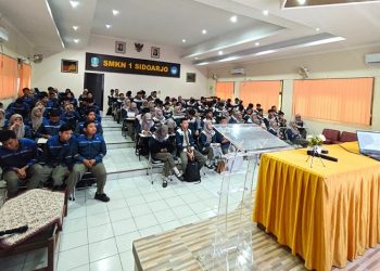 Siswa SMK Negeri 1 Sidoarjo Dibekali Kompetensi Manajerial Standar Kementerian